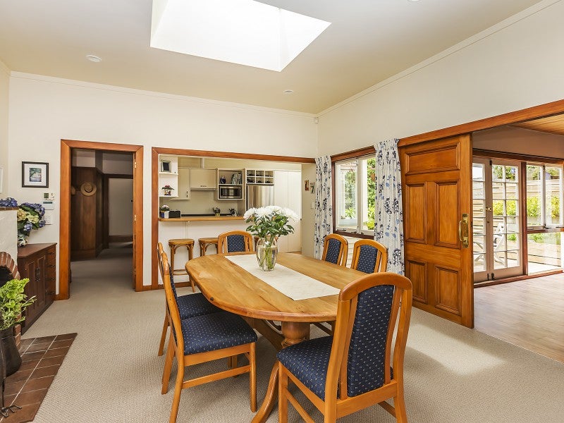 49 Imlay Crescent, Ngaio, Wellington - Carousel 2