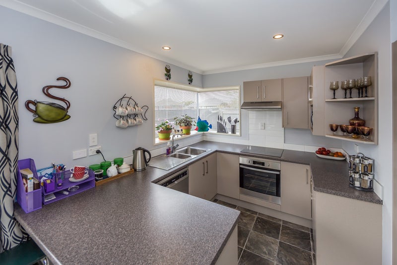 57A Flemington Avenue, North New Brighton, Christchurch - Carousel 2