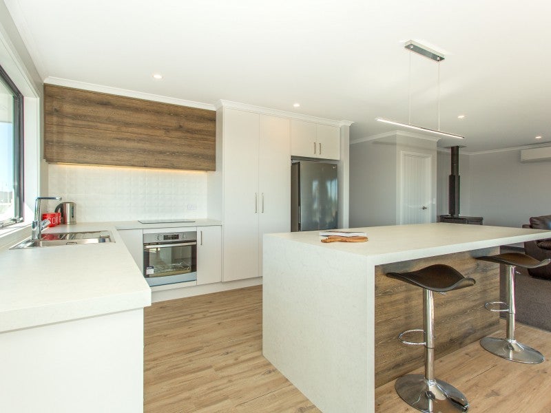 19 Trent Place, Huntingdon, Ashburton - Carousel 2