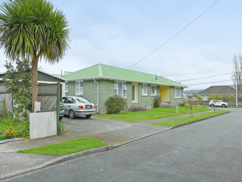 11 Glen Alice GRove, NAENAE, LOWER HUTT - Carousel 1