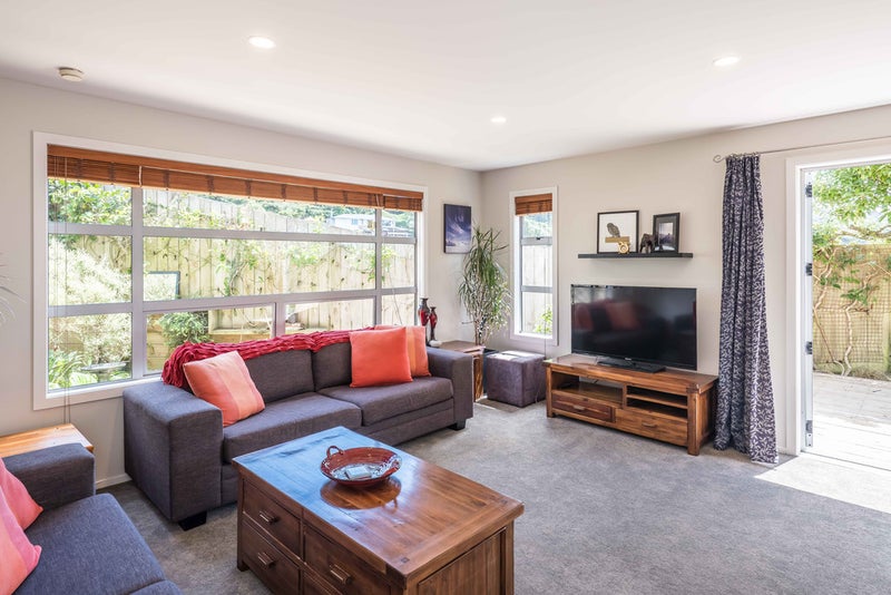 15C Marjory Close, Broadmeadows, Wellington - Carousel 2