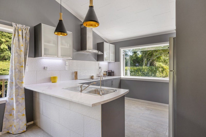 77 Dorset Road, Hillsborough, New Plymouth - Carousel 2
