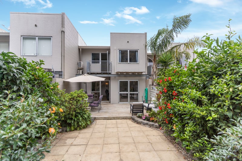 16/8 Eaglehurst Road, Ellerslie, Auckland - Carousel 1