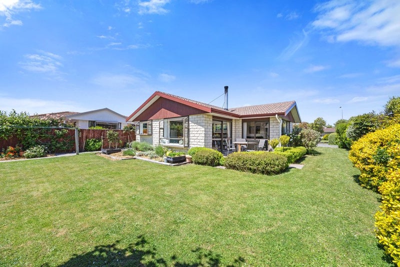 14 Camrose Place, Ilam, Christchurch - Carousel 1