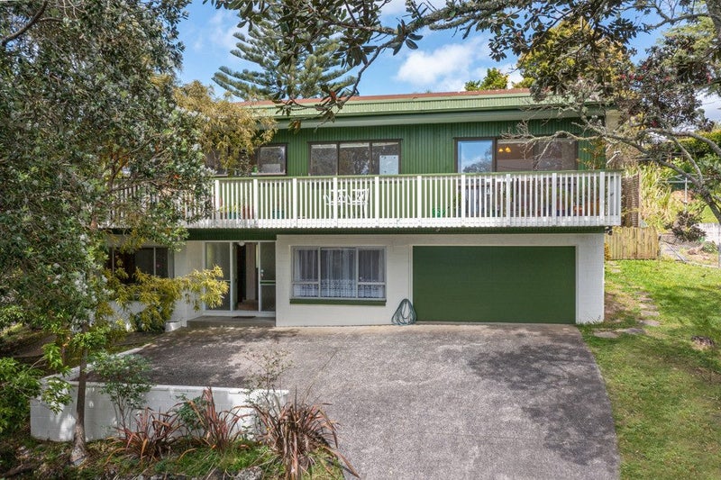 25 Coromandel Crescent, Mairangi Bay, Auckland - Carousel 1