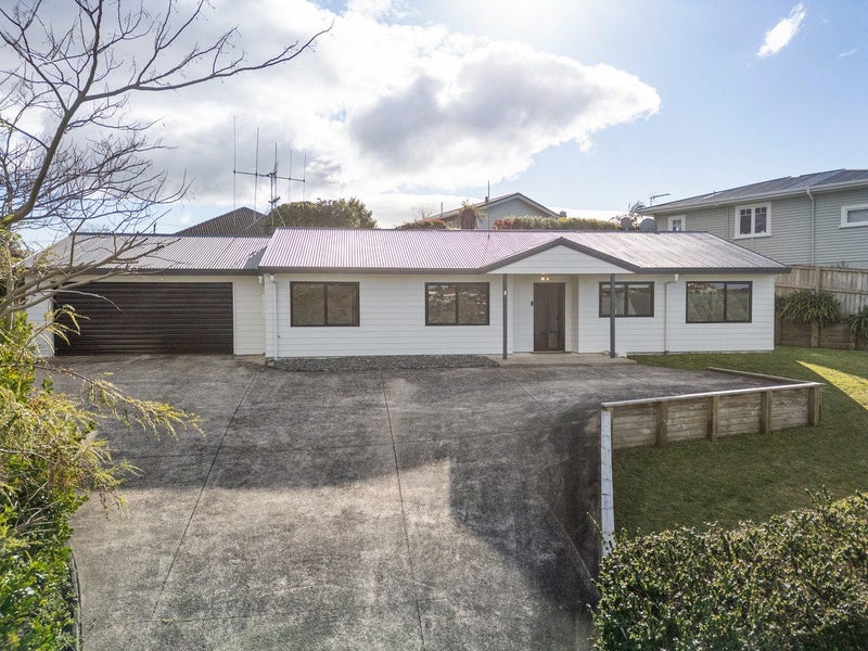 19 Mamaku Rise, Welcome Bay, Tauranga - Carousel 1