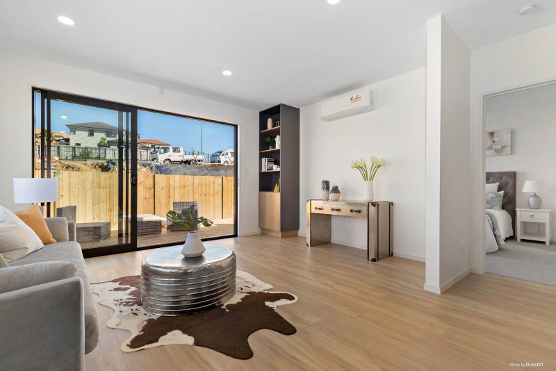 27 Waka Street, Albany Heights, Auckland - Carousel 1