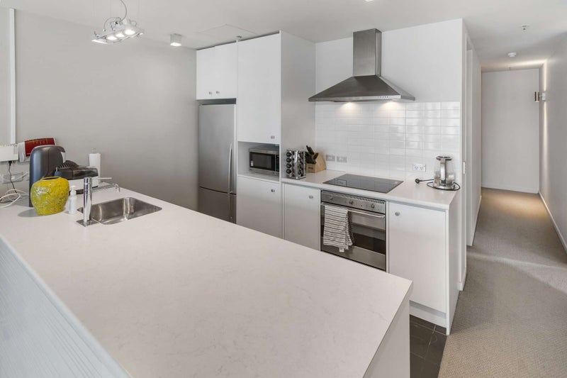 7H/164 The Terrace, Wellington Central, Wellington - Carousel 2