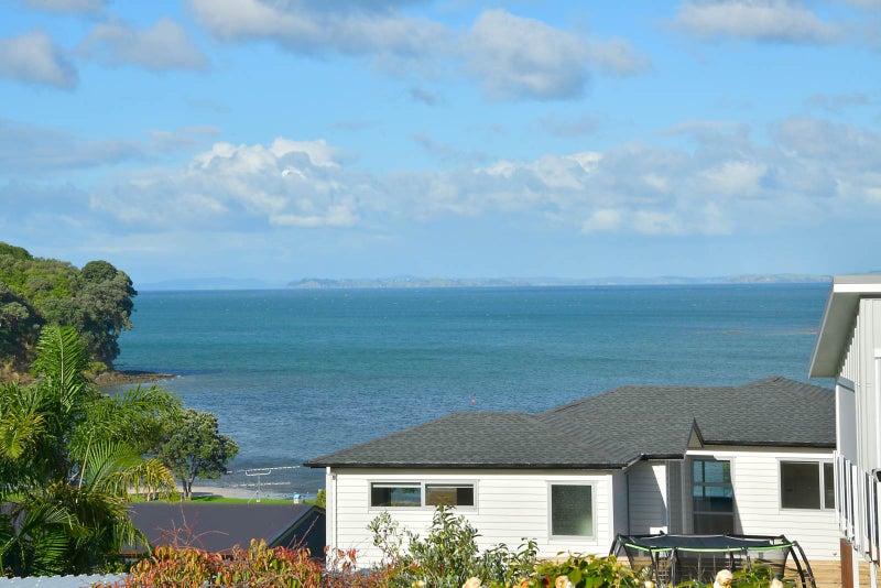 1057 Whangaparaoa Road, Tindalls Beach, Whangaparaoa - Carousel 1
