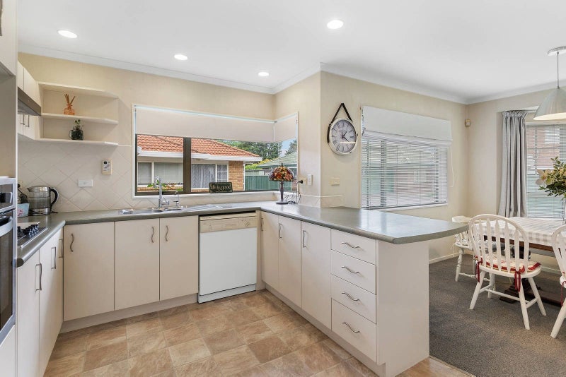 21A Butterworth Avenue, Opaheke, Papakura - Carousel 2