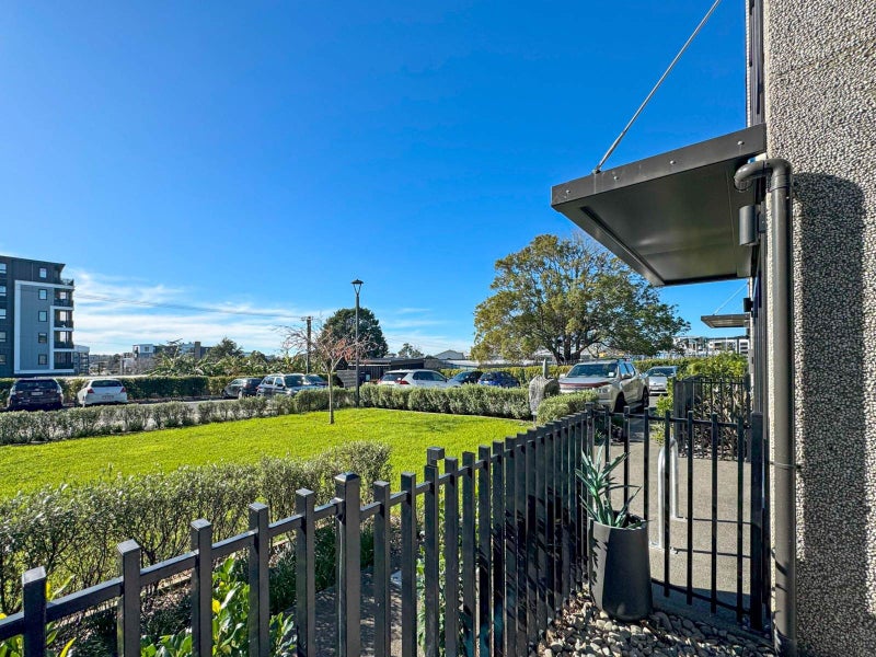 G07/165 Lake Road, Northcote, Auckland - Carousel 10
