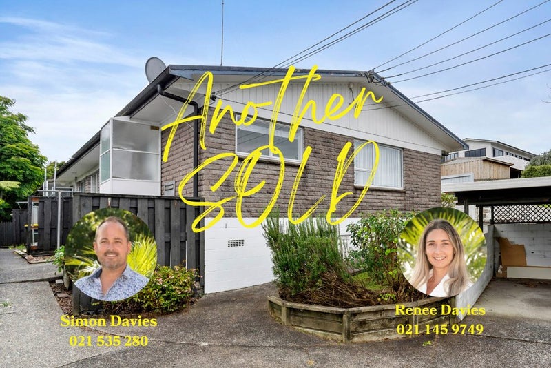 1/5 John Gill Road, Shelly Park, Auckland - Carousel 1