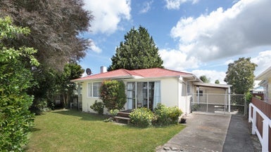 88 Rugby Street, Awapuni, Palmerston North - Carousel 1