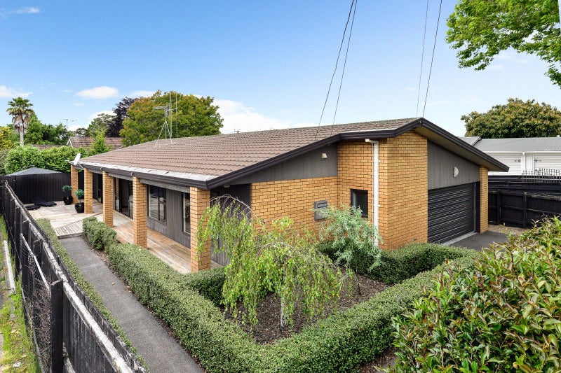 728 River Road, Chartwell, Hamilton - Carousel 1