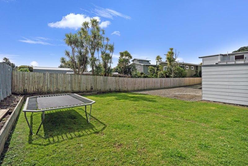 8 James Mcleod Road, Shelly Beach, Helensville - Carousel 50