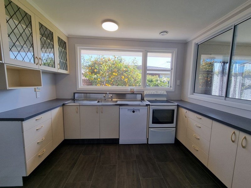 22 Tukapa Street, Westown, New Plymouth - Carousel 2