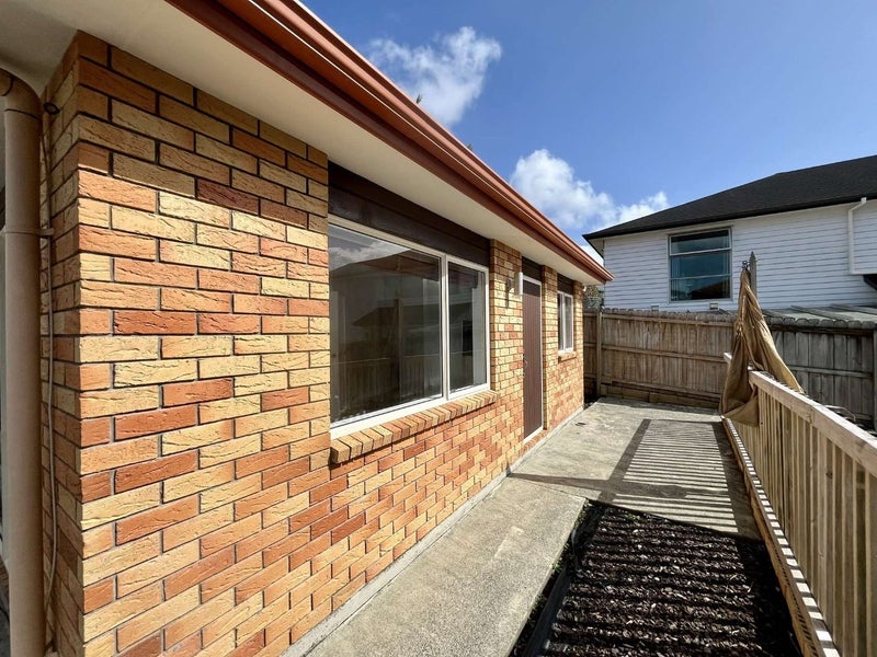 26 Lismore Way, Oteha, Auckland - Carousel 8