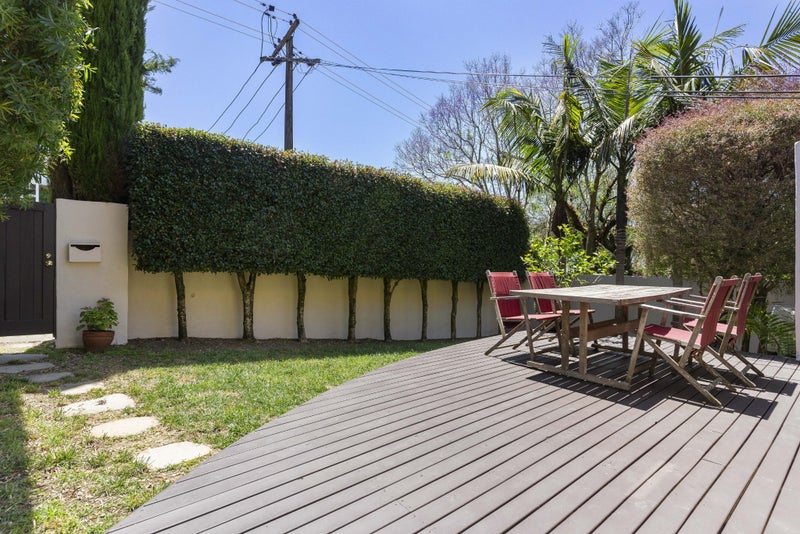 22 Larchwood Avenue, Westmere, Auckland - Carousel 2