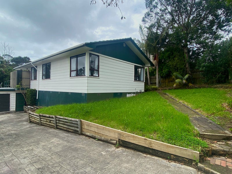 30 Glastron Place, Bayview, Auckland - Carousel 1
