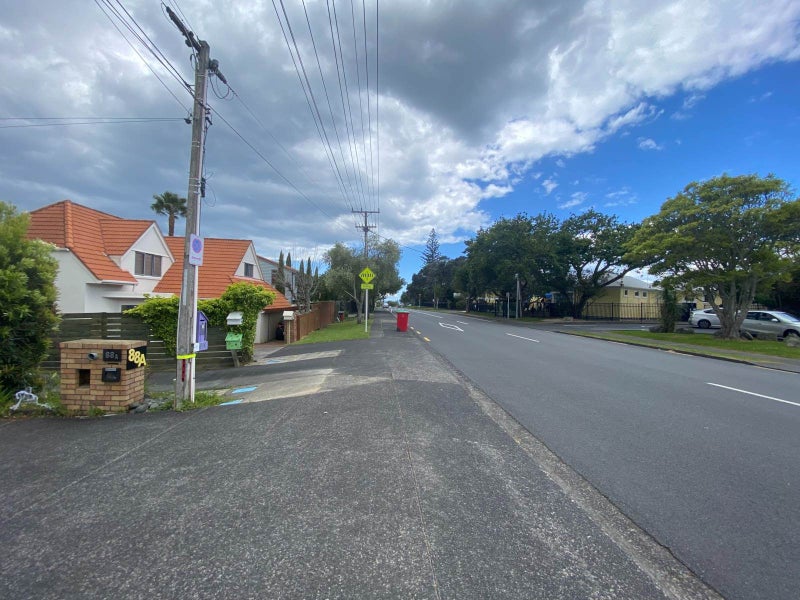 3/90 Aberdeen Road, Campbells Bay, Auckland - Carousel 14