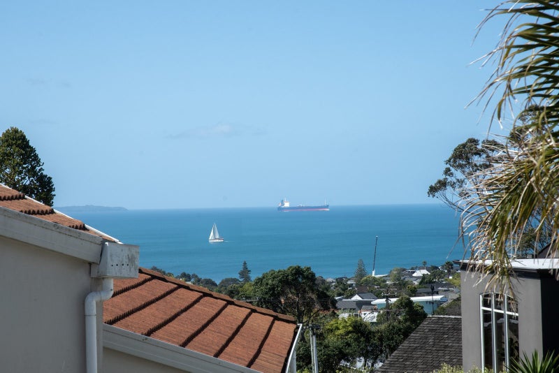 1/82 Knights Road, Rothesay Bay, Auckland - Carousel 2
