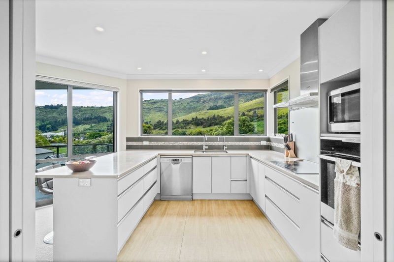 57 Flinders Road, Heathcote Valley, Christchurch - Carousel 2