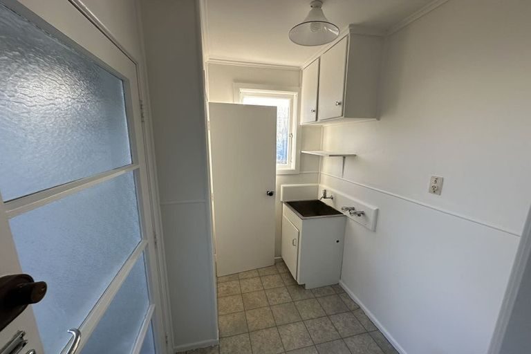 26 Awatere Street, Clover Park, Auckland - Carousel 15