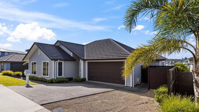 22 Arriere Lane, Silverdale, Silverdale - Carousel 1