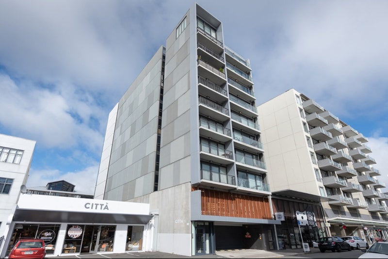 42/13 College Street, Te Aro, Wellington - Carousel 9