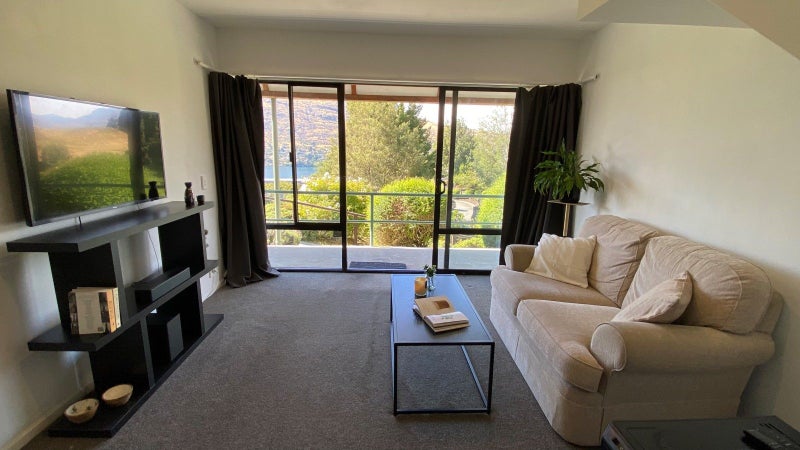 19/43 GOLDRIDGE WAY, FRANKTON RD, QUEENSTOWN - Carousel 1