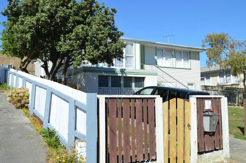 74 Kokiri Crescent, Waitangirua, Porirua - Carousel 4