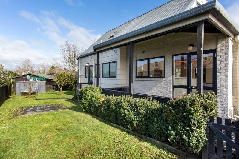 25 Merlot Heights, Huapai, Kumeū - Carousel 2