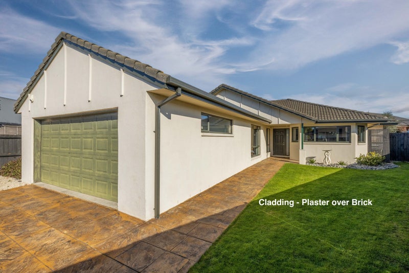 17 Cayman Close, Shirley, Christchurch - Carousel 1