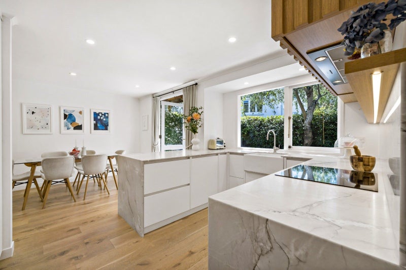 2/12 Staffa Street, Parnell, Auckland - Carousel 2