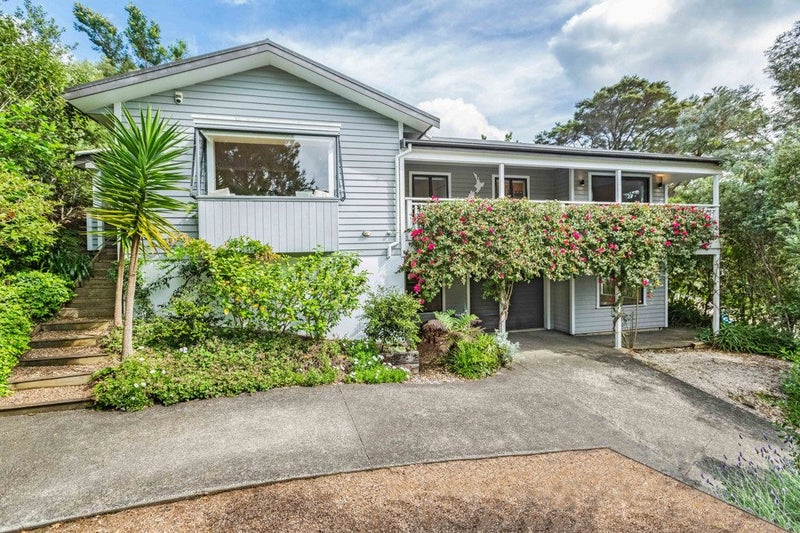 40 Calais Terrace, Ostend, Waiheke Island - Carousel 1