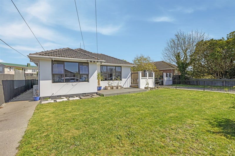33 Bournemouth Crescent, Aranui, Christchurch - Carousel 14