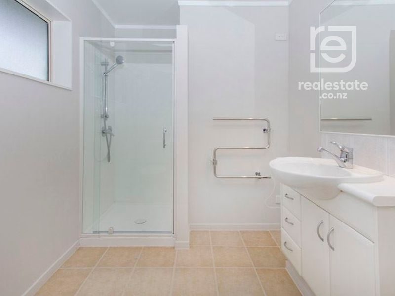 116 Millhouse Drive, Northpark, Auckland - Carousel 17