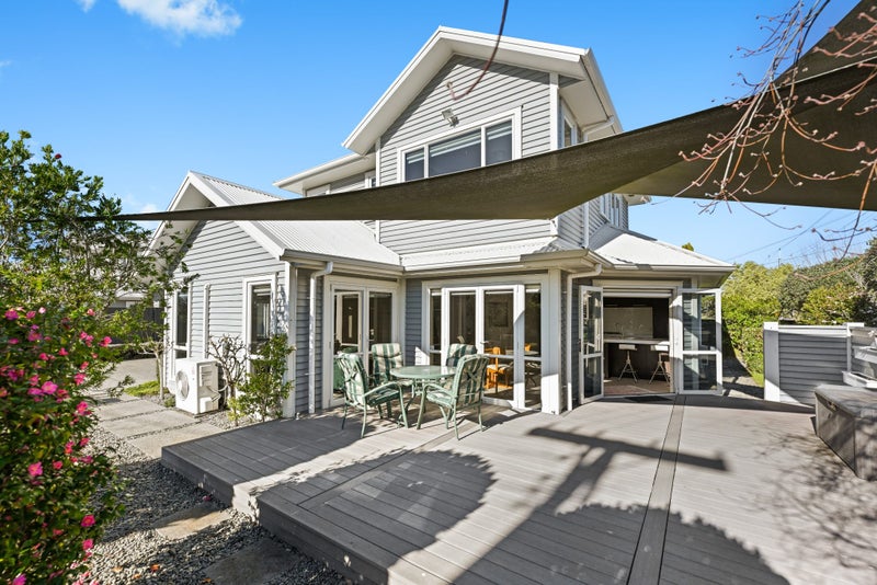 2A Laurence Street, Queenwood, Hamilton - Carousel 1