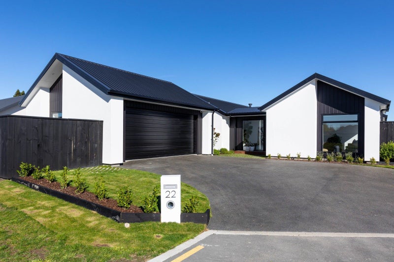 22 Bond Street, Springlands, Blenheim - Carousel 1