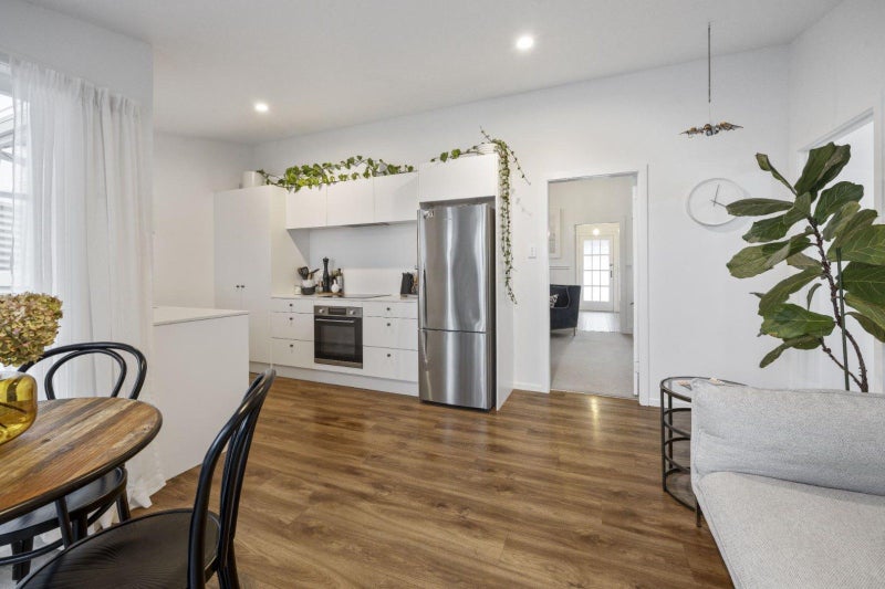 251A Courtenay Street, Strandon, New Plymouth - Carousel 1