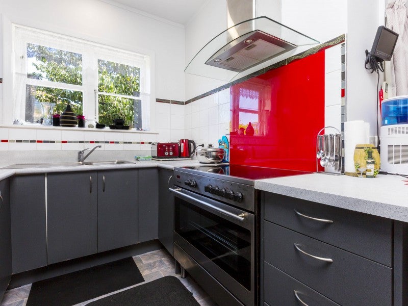 5 Hayward Terrace, Waiwhetu, Lower Hutt - Carousel 2