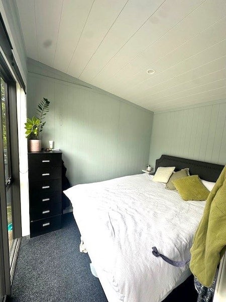 21 Endeavour Street, Lyall Bay, Wellington - Carousel 2