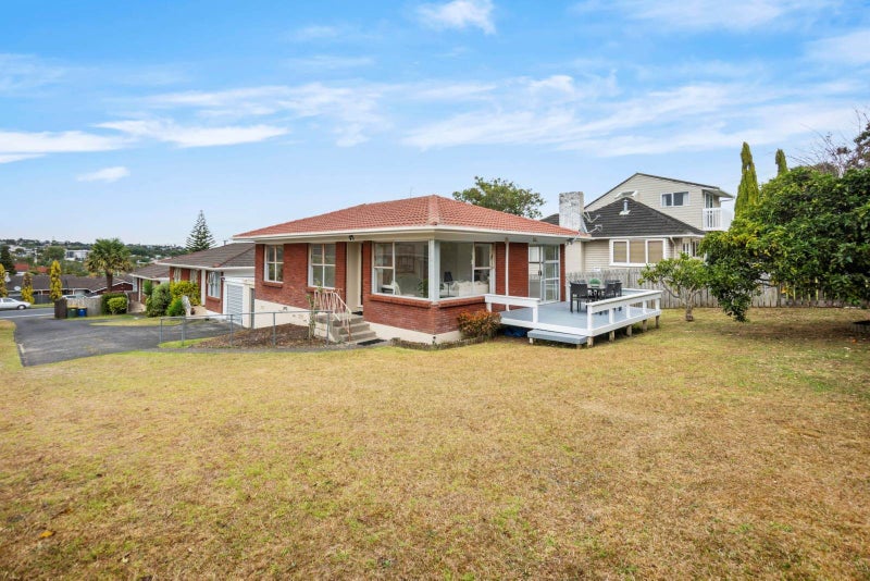 3/11 Manuka Rd, Bayview, North Shore City - Carousel 1