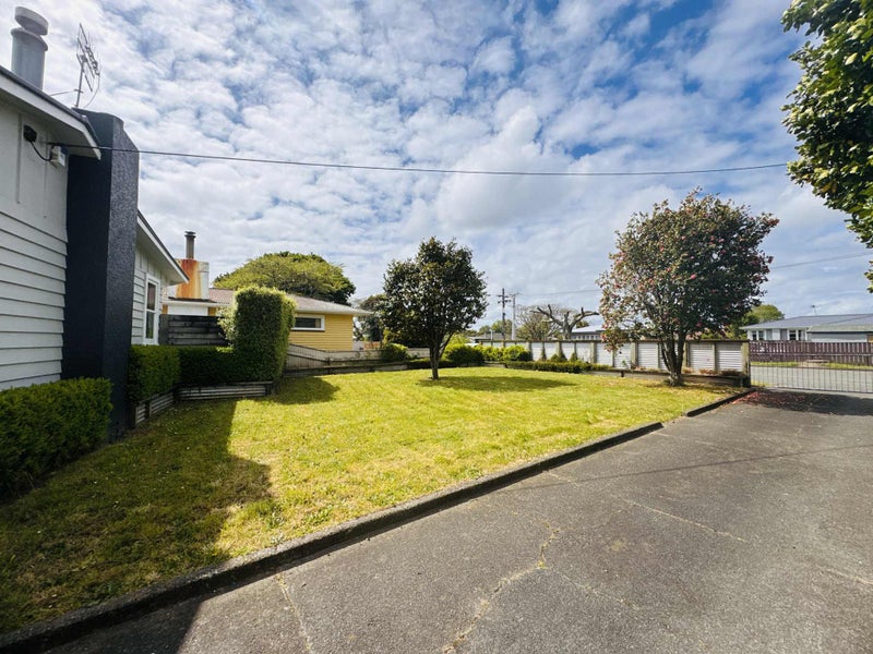 184 Maxwells Line, Awapuni, Palmerston North - Carousel 2