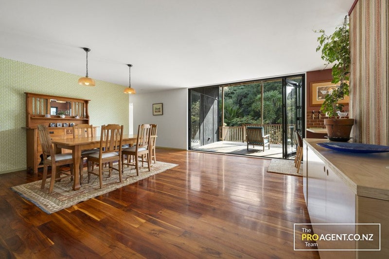 20 Western Road, Laingholm, Auckland - Carousel 2