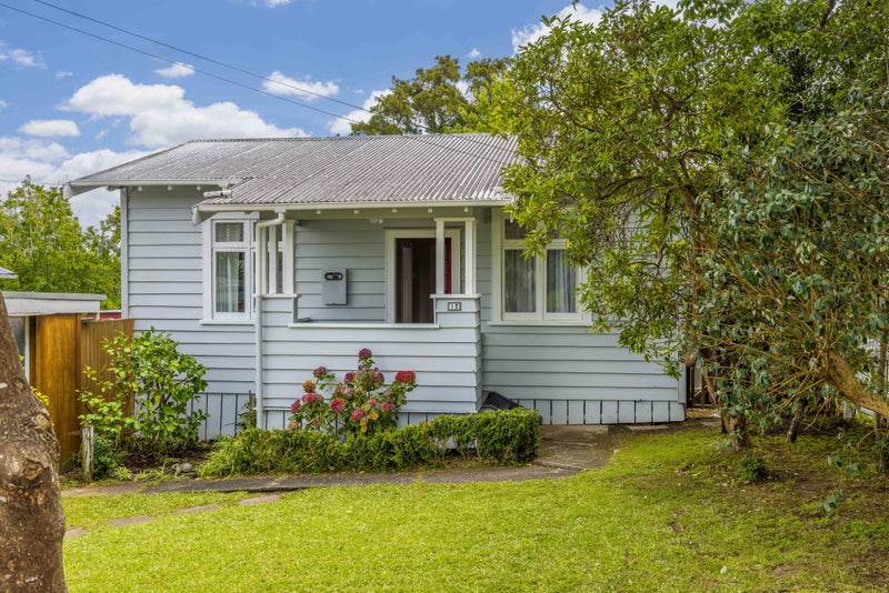 12 Ahiriri Avenue, Avondale, Auckland - Carousel 2