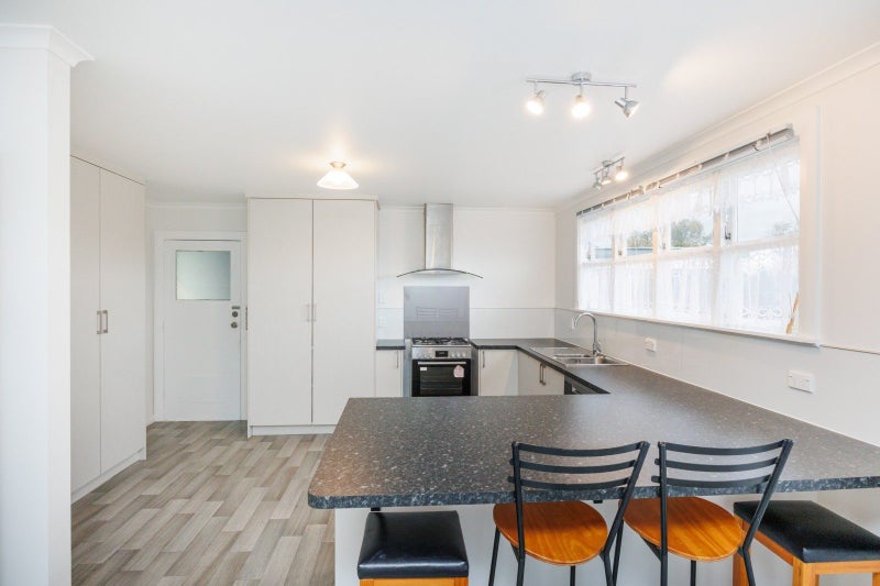 35 Wilson Crescent, Highbury, Palmerston North - Carousel 2