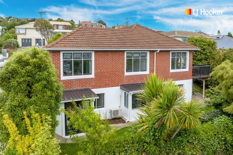 31 Bangor Terrace, Kew, Dunedin - Carousel 1