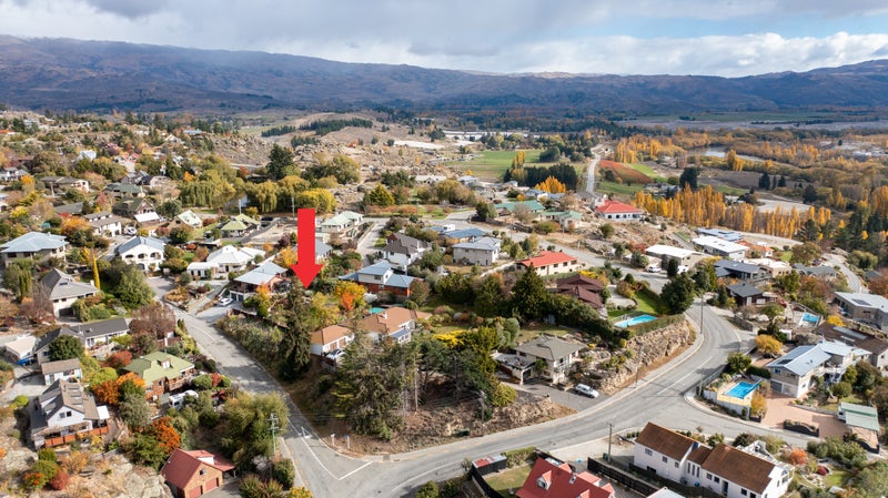 2B Craig Place, Bridge Hill, Alexandra - Carousel 2