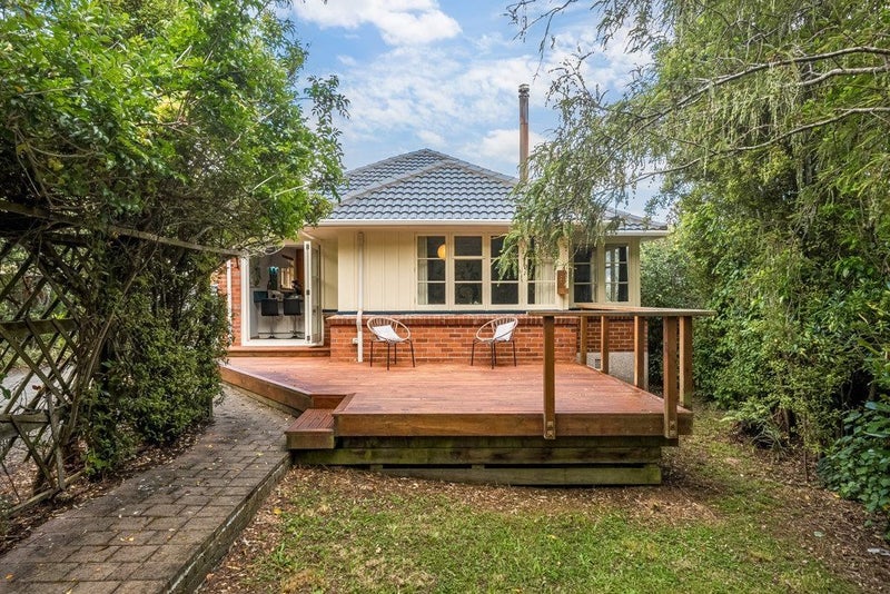 31 Wilkie Crescent, Naenae, Lower Hutt - Carousel 1